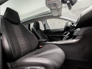 Peugeot 308 Automaat (PANORAMADAK, APPLE CARPLAY, GROOT NAVI, MASSAGE, STOELVERWARMING, LEDER, 360 CAMERA, SPORTSTOELEN, LANE ASSIST, KEYLESS, DAB+, NIEUWE APK, NIEUWSTAAT) - afbeelding nr 8