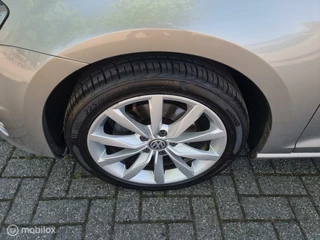 Volkswagen Golf Volkswagen Golf VII 1.4 TSI 150pk 5-deurs Highline DSG Pano - afbeelding nr 20