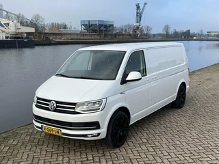 Volkswagen Transporter Volkswagen Transporter 2.0 TDI L2H1 Highline 204pk DSG Trekhaak/LED/Leder/AdaptieveCruise/Camera/Stoelverwarming/20