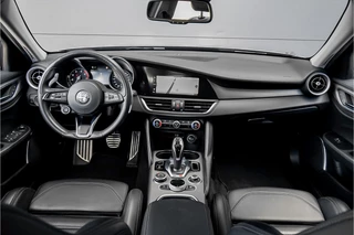 Alfa Romeo Giulia Facelift CarPlay Leder 19