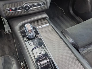 Volvo XC90 Volvo XC90 2.0 T8 Twin Engine AWD R-Design | Pano | Leder | ACC | Stuur & stoelverwarming | Trekhaak | Vol | - afbeelding nr 13