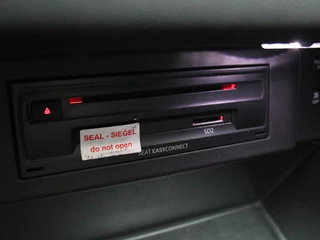 SEAT Leon SEAT Leon 2.0 TSI FR Business Intense | Panoramadak | Apple CarPlay | Leder |Navigatie | Stoelverwarming | Cruise Control | LMV 18 - afbeelding nr 24