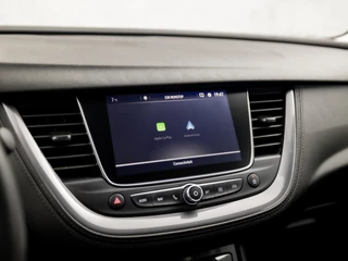 Opel Grandland X Automaat (APPLE CARPLAY, GROOT NAVI, CLIMATE, LED KOPLAMPEN, LEDER, KEYLESS, SPORTSTOELEN, TREKHAAK, CRUISE, LANE ASSIST, NIEUWSTAAT) - afbeelding nr 23