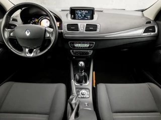 Renault Mégane Estate (NAVIGATIE, CLIMATE, GETINT GLAS, CRUISE, SPORTSTOELEN, LM VELGEN, PARKEERSENSOREN, ARMSTEUN, NIEUWE APK, NIEUWSTAAT) - afbeelding nr 6