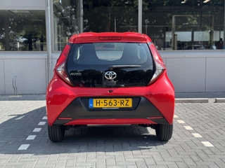 Toyota Aygo Toyota Aygo 1.0 VVT-i x-fun Airco, LED, Dealer onderhouden , All-in Rijklaarprijs - afbeelding nr 15