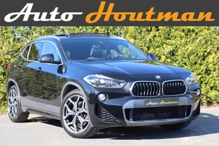 BMW X2 sDrive20i 192PK M-pakket High Executive Edition Hud|Panodak|Navi|Sfeer verl.|Led|E. Klep|Pdc|Lmv|Iso-fix|Lane assist