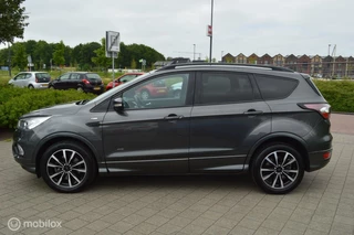 Ford Kuga Ford Kuga 1.5 183pk AWD ST Line AUTOMAAT | Pano-dak | - afbeelding nr 13