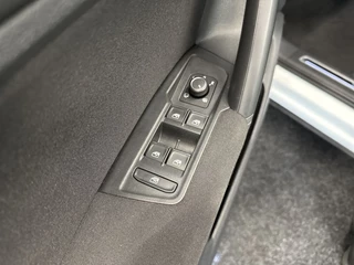 Volkswagen Tiguan Volkswagen Tiguan 1.5 TSI R-Line Bns+ | PANO | CAMERA | TREKHAAK | NAVI - afbeelding nr 75