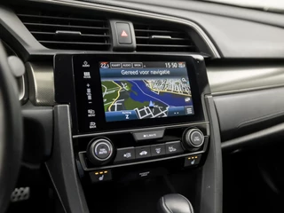 Honda Civic Automaat (APPLE CARPLAY, NAVIGATIE, CLIMATE, CAMERA, ADAPTIVE CRUISE, SPORTSTOELEN, STOELVERWARMING, KEYLESS, ZWART HEMEL, NIEUWSTAAT) - afbeelding nr 8