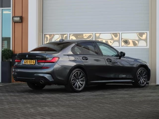 BMW 3 Serie BMW 3-serie 330e High Executive M-sport | H&K audio | Schuif/kanteldak | ACC | Dodehoekdetectie | Laser LED | Head-up display | - afbeelding nr 26