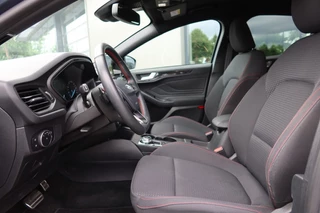 Ford Focus Ford Focus 1.0 EcoBoost AUTOMAAT ST-Line Business NAVI, Camera, Winterpakket, Full Led - afbeelding nr 5