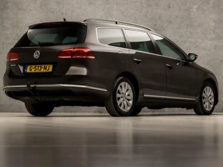 Volkswagen Passat Volkswagen Passat Variant 1.4 TSI Sportline Automaat (NAVIGATIE, CLIMATE, STOELVERWARMING, GETINT GLAS, SPORTSTOELEN, TREKHAAK, CRUISE, PARKEERSENSOREN, NIEUWSTAAT) - afbeelding nr 5