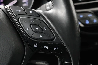 Toyota C-HR Toyota C-HR 1.8 Hybrid Dynamic | Stoel & stuurverwarming |  Adaptive cruise | Camera | Navigatie | Climate control | Keyless - afbeelding nr 16