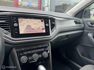 Volkswagen T-Roc Volkswagen T-Roc 1.5 TSI Style / Navigatie / Etc.. - afbeelding nr 7
