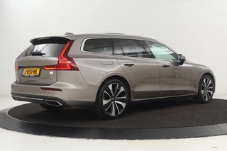 Volvo V60 Volvo V60 2.0 T6 Recharge AWD Business Pro | Panoramadak |  Head-Up | Leder | 360 camera | Stoel & stuurverwarming | Harman/Kardon | Keyless | Full LED | Carplay | Navigatie - afbeelding nr 37