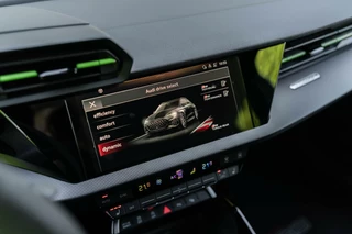 Audi RS3 Audi RS 3 2.5 TFSI quattro HUD Pano Hulk B&O Keramisch - afbeelding nr 53