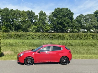 Alfa Romeo Giulietta Alfa Romeo Giulietta 1.750 TBI QV, 240pk, kuipstoelen!! - afbeelding nr 24