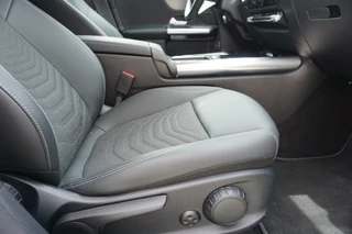 Mercedes-Benz B-Klasse Mercedes-Benz B-Klasse 180 Business Line Navi|PDC V+A|Trekhaak |Camera|Elektrische a.klep|Stoelverwarming| - afbeelding nr 11
