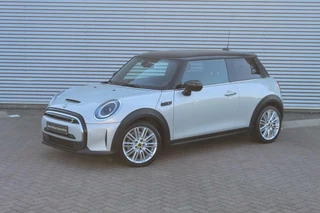 MINI Electric Mini Mini Electric MINI Electric 33 kWh SE/Camera/Navi/stoelverw - afbeelding nr 26