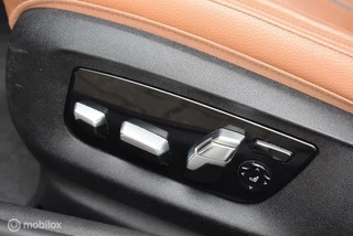 BMW 5 Serie BMW 520i Touring M-Sport Bluestone Pano Comfortstoel 360°Camera HUD Leder HiFi Adaptive LED 19