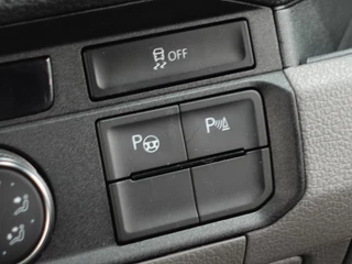 Volkswagen Crafter Volkswagen Crafter 30 2.0 TDI L3H3 Highline Trekhaak Apple Carplay Navigatie Cruise Control Camera MF Stuurwiel imperiaal + Trap - afbeelding nr 32