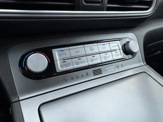 Hyundai Kona Hyundai Kona EV Premium 64 kWh|Navi|NL-Auto|LED - afbeelding nr 8