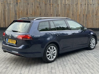 Volkswagen Golf Volkswagen Golf Variant 1.4 TSI R-line 150pk | Navigatiesysteem | Osram LED verlichting | Trekhaak uitklapbaar | Keyless entry | Stoelverwarming | Cruise control | R-stuur | Parkeersensoren voor en achter | Achteruitrijcamera - afbeelding nr 2