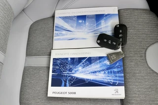 Peugeot 5008 Peugeot 5008 1.2 PureTech wit 7 persoons, rijk uitgerust! - afbeelding nr 32
