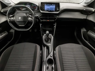 Peugeot 208 Peugeot 208 1.2 PureTech Sport (APPLE CARPLAY, GROOT NAVI, PARKEERSENSOREN, SPORTSTOELEN, LED KOPLAMPEN, LANE ASSIST, CRUISE, NIEUWSTAAT) - afbeelding nr 6