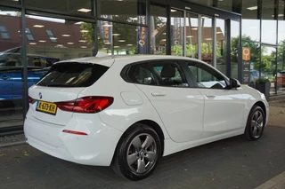 BMW 1 Serie BMW 1 Serie 118i Executive Edition Automaat | Navi | Cruise | Apple Carplay - afbeelding nr 3
