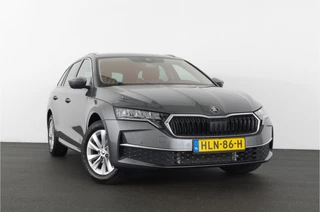 Škoda Octavia ŠKODA Octavia Combi 1.5 TSI MHEV Business Edition > Adapt. cruise/Winter-pakket/sfeerverlichting/Graphite Grey... - afbeelding nr 3