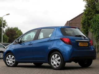 Toyota Yaris Toyota Yaris 1.5 Hybrid Lease | NIEUWE TYPE | NAVIGATIE | ACHTERUITRIJCAMERA | CLIMA-AIRCO | KEYLESS START | - afbeelding nr 2