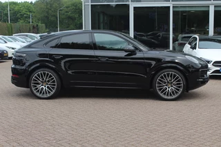 Porsche Cayenne Porsche Cayenne Coupé 3.0 / Trekhaak / Panoramadak / Camera / Luchtvering / 22'' / Bose / Stoelventilatie / Sportchrono / Stoelverwarming / DAB / ACC - afbeelding nr 5