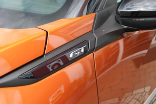 Peugeot 2008 Peugeot 2008 1.2 130PK GT | NAVIGATIE 10