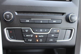 Ford Mondeo Ford Mondeo Wagon 1.5i 160pk Titanium ECC/cruise/navi/PDC/lm velgen - afbeelding nr 8
