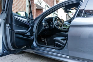 BMW 5 Serie BMW 5-serie 530e High Executive M-Sport 360 / HUD / B&W - afbeelding nr 10