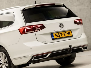 Volkswagen Passat Volkswagen Passat Variant 1.4 TSI PHEV GTE Business 218Pk Automaat (DRAADLOOS APPLE CARPLAY, GROOT NAVI, CLIMATE, LEDER/ALCANTARA, TREKHAAK, STOELVERWARMING, CAMERA, ADAPTIVE CRUISE, KEYLESS, NIEUWSTAAT) - afbeelding nr 13