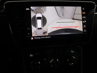 Škoda Superb Skoda Superb 1.4 TSI iV Laurin & Klement | Panoramadak |  Stoelventilatie | Leder | 360 camera | Trekhaak | Massage | Adaptive cruise | Canton Sound | Virtual Cockpit | Carplay | 19'' lichtmetalen velgen | PHEV - afbeelding nr 28