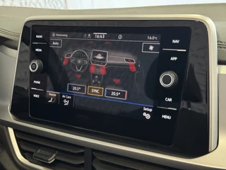 Volkswagen T-Roc Volkswagen T-Roc Cabrio TSI VIR.COCKPIT CARPLAY NAVI IQ.LED STOEL/STUUR.VERW DAB ADAP.CRUISE 05/2024 