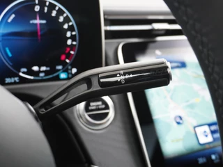 Mercedes-Benz E-Klasse Mercedes-Benz E-Klasse 300e AMG // Burmester 4D // Panoramadak // Headup // Distronic // Leder // Memory // 360 Camera // Stoelventilatie // Keyless - afbeelding nr 24