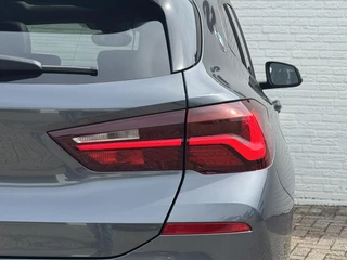 BMW X2 BMW X2 SDrive18i High Executive Led Panorama Sfeer verlichting Leder Cruise Clima - afbeelding nr 19