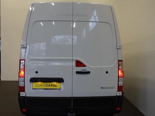 Renault Master Renault Master T33 2.3 dCi 135 L2H2 BPM VRIJ! Airco Cruise control Parkeersensoren Navigatie Trekhaak - afbeelding nr 31