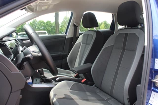 Volkswagen Polo Volkswagen Polo 1.0 TSI Highline Automaat 6.712 km! / NIEUWSTAAT! / Camera / Virtual Cockpit / Navigatie / Apple CarPlay / 16'' / Climate Control / Parkeerhulp V+A / ACC - afbeelding nr 4