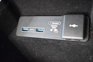 Land Rover Discovery Sport Land Rover Discovery Sport P300E 1.5 S / LEDER / P.CAM./ APPLE CARPLAY / LED KOPL. - afbeelding nr 21