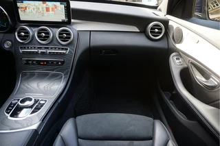 Mercedes-Benz C-Klasse Trekhaak | Apple Carplay | Lederen Sportinterieur | WideScreen Navi | Volledig Digitaal Dashboard | AMG Exterieur AMG Interieur | - afbeelding nr 16