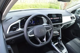 Volkswagen T-Roc Volkswagen T-Roc 1.5 TSI Life Edition DSG automaat 3110 km! - afbeelding nr 2