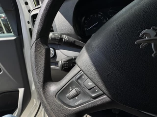 Peugeot Expert Peugeot Expert 2.0 BlueHDI 120 Standard Premium TREKHAAK / PDC V+A / CAMERA / NAVI / CARPLAY / SIDEBARS / CRUISE / 4-RIJMODUSSEN - afbeelding nr 17