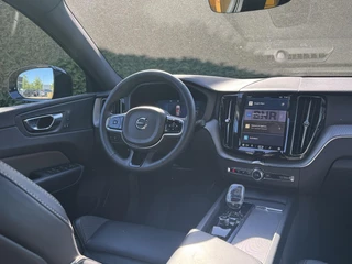 Volvo XC60 Volvo XC60 T8 Plug-in hybrid AWD Plus Black Edition | Panoramadak | Elektr.Stoel | CarPlay | 21 Inch - afbeelding nr 6