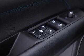 Jeep Compass Jeep Compass 4 x e 240 Plug-in Hybrid S | Half LEDER | 360 Camera | LED | CARPLAY - afbeelding nr 9