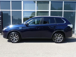 Mitsubishi Outlander Mitsubishi Outlander 2.0 PHEV L Ed. XLine - afbeelding nr 3